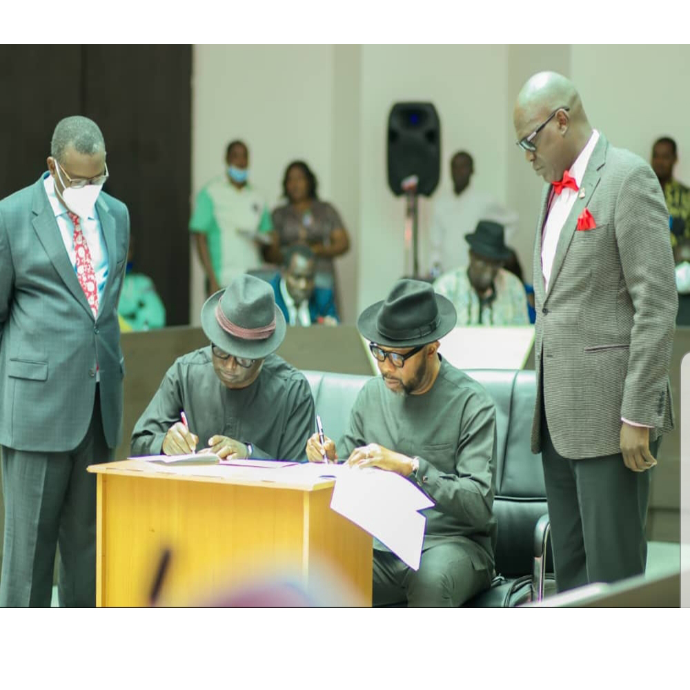 UNA Signs Service Agreement With Bayelsa State Government