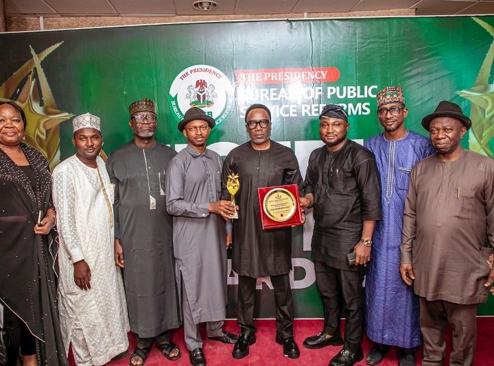 NiMet DG Honoured At The Nigeria GovTech Public Service Awards 2025