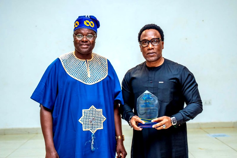 NiMet Receives AfriGEO Weather, Climate, Early Warning Services Award